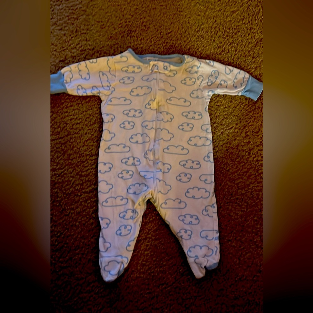 Newborn Cloud Gender Neutral Zip Up Footie